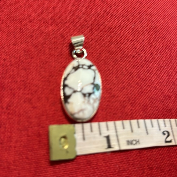 NEW Sterling silver wild horse pendant - Picture 6 of 7